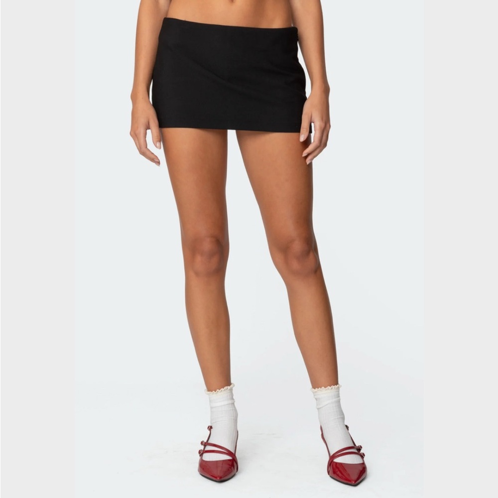 Edikted NWT Black Mini Skort